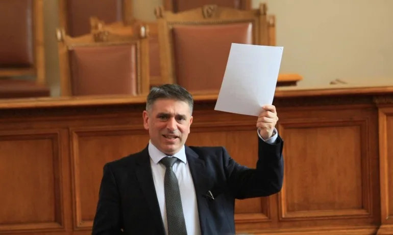 Данаил Кирилов подаде оставка пред премиера Борисов - Tribune.bg