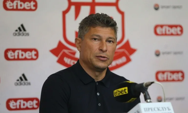 Балъков: Не очаквам промени в Локо Пд след напускането на Акрапович - Tribune.bg