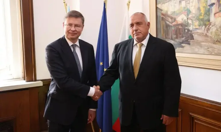 Борисов се видя с Домбровскис, а с Джим ОБрайън и Джеймс Рубин обсъдили грешки от миналото - Tribune.bg