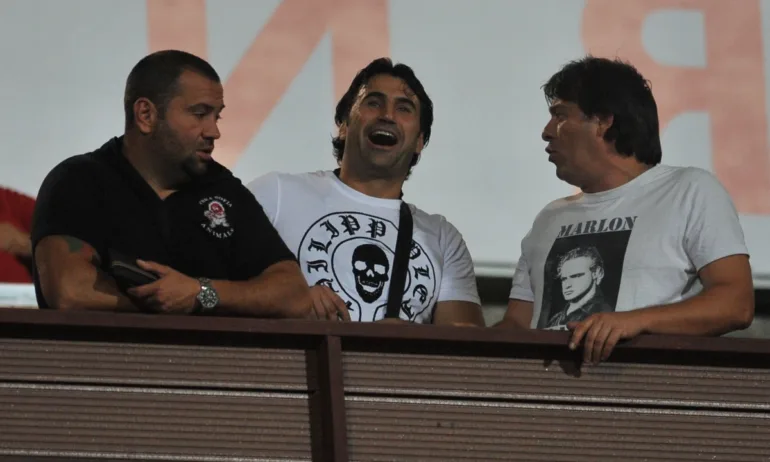 Войната в ЦСКА продължава, тартор на агитката се закани на Ганчев - Tribune.bg