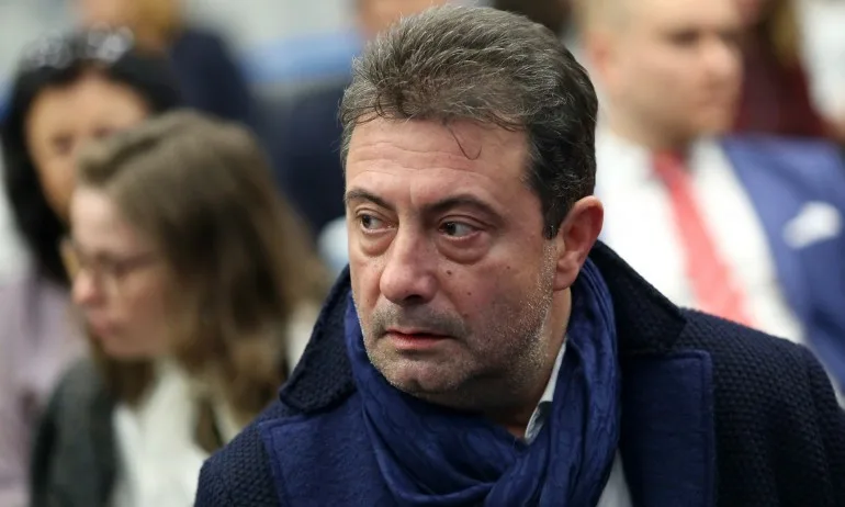 СЕМ прие оставката на Каменаров, Кошлуков е временен шеф на БНТ - Tribune.bg