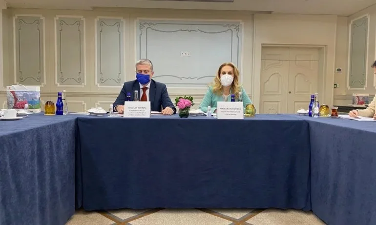 Николова: България има прекрасни възможности за зимни спортове - Tribune.bg