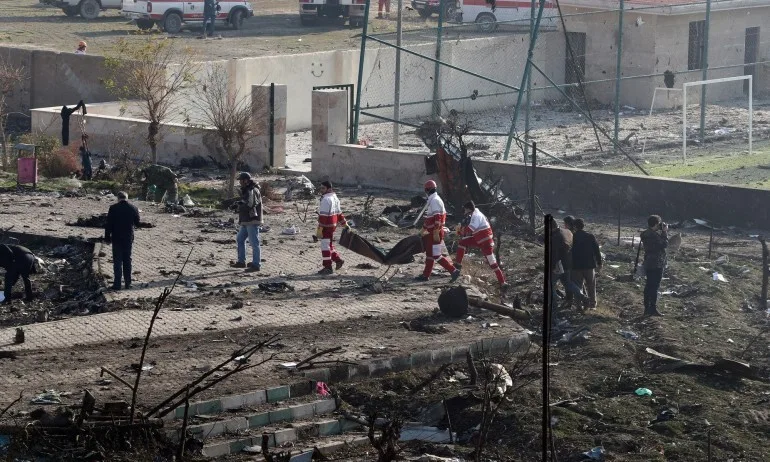 Техеран обяви първите резултати от разследването на самолетната катастрофа - Tribune.bg