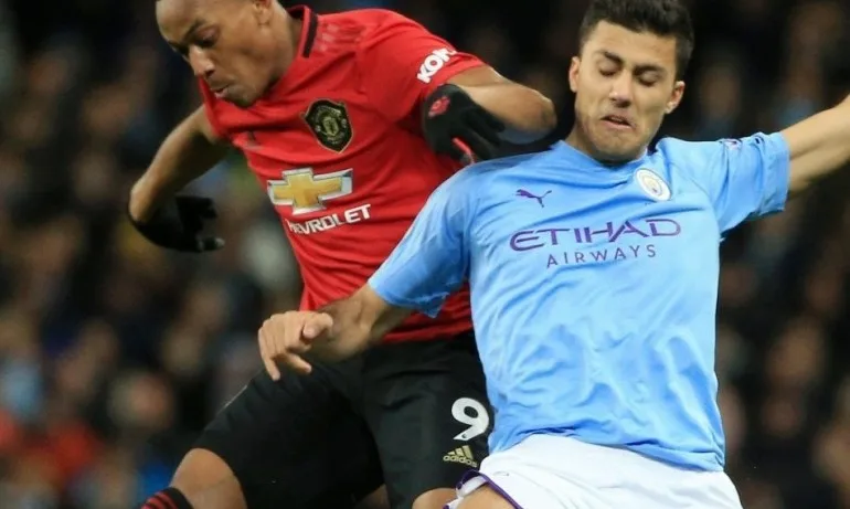 Юнайтед нанесе сериозен удар по шампионските амбиции на Сити - Tribune.bg