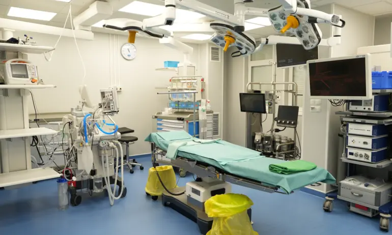 Кабинетът забранява разкриването на нови болници в страната - Tribune.bg