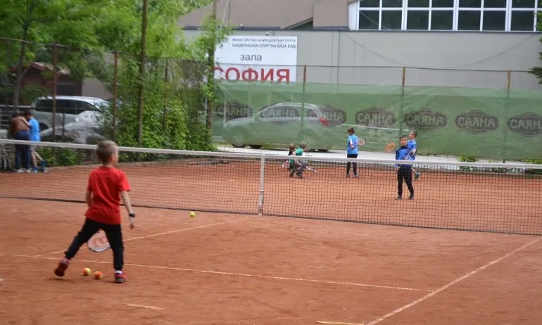 Празник за децата на ученическо първенство в София - Tribune.bg