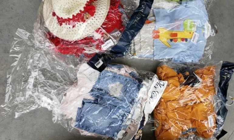 26 000 текстилни изделия иззеха митничари на МП Капитан Андреево - Tribune.bg