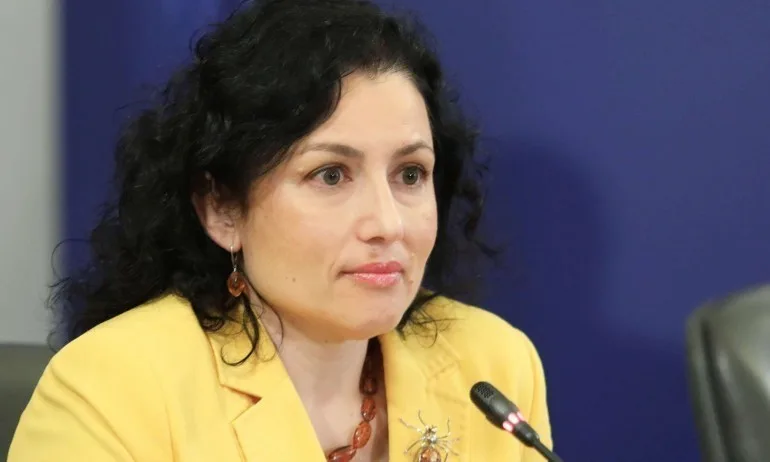 Десислава Танева: Резолюцията изглежда като политическо есе, тя няма правна стойност - Tribune.bg