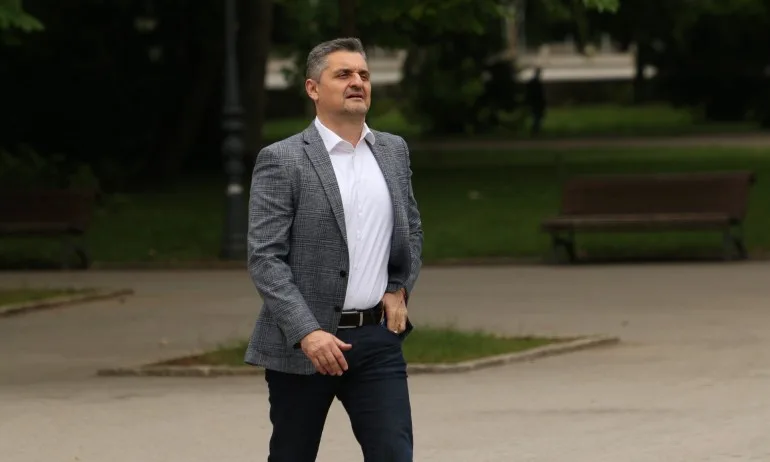 Кирил Добрев: Получих всички възможни оферти, за да не се кандидатирам - Tribune.bg
