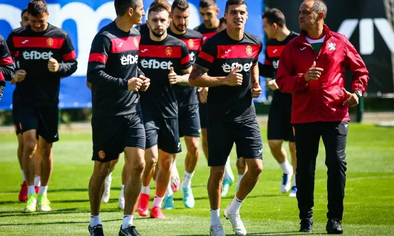 В Италия хвалят Десподов, вратаря и треньора на България - Tribune.bg