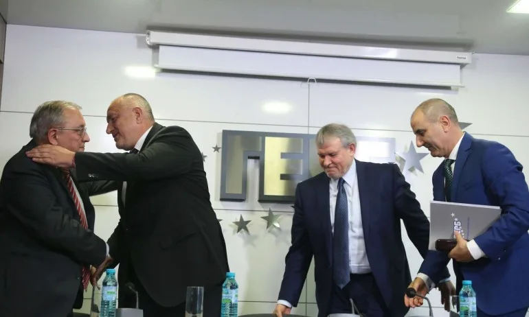 Борисов обеща на СДС две места в листата - Tribune.bg