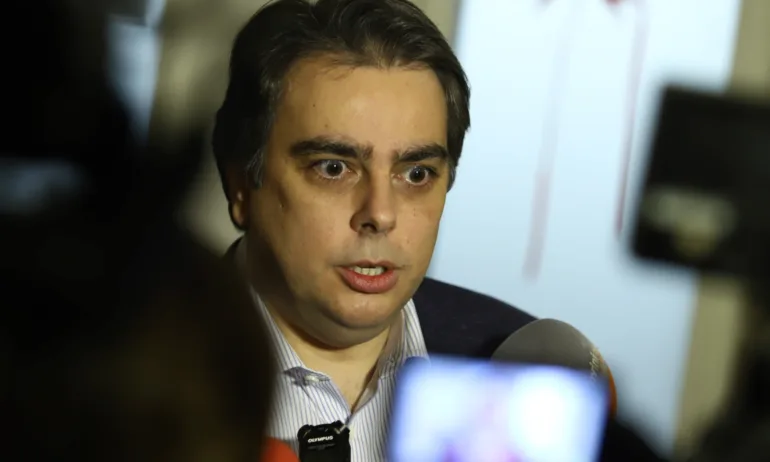 Шкварек: Не протести и подписки ни отърва от еврозоната, а безумната финансова политика на Асен Василев - Tribune.bg