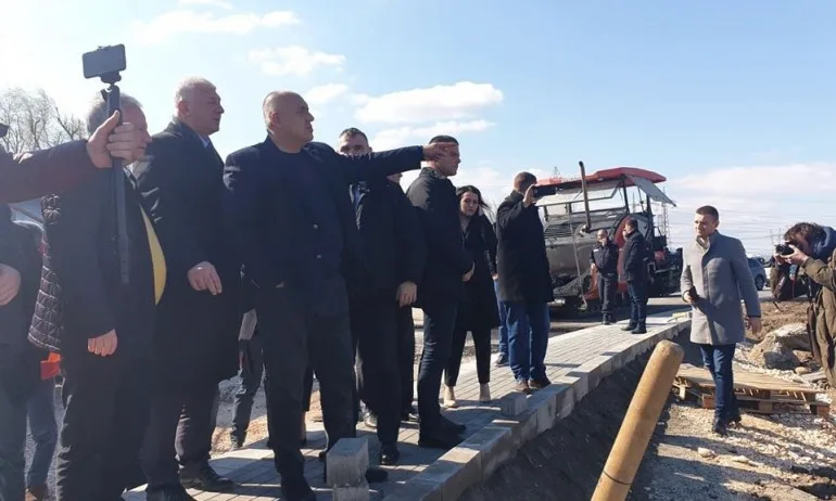 Борисов: Трафикът между Пловдив и Асеновград е много натоварен – правим всичко, за да го улесним - Tribune.bg