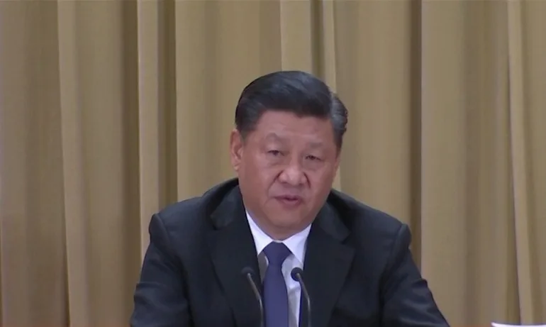 Си Дзинпин поиска мирно обединение с Тайван, намекна за употреба на сила - Tribune.bg