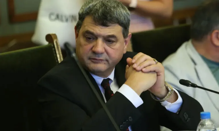 Военни поемат охраната на южната ни граница, проверяват полицаи за чадър над Семерджиев - Tribune.bg