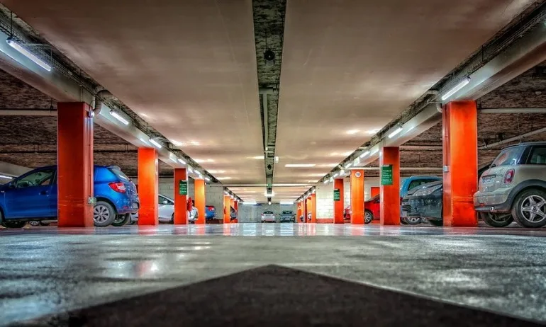 Заради замърсен въздух: Безплатни буферни паркинги на метрото днес - Tribune.bg