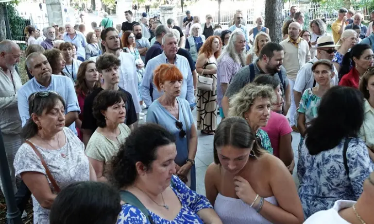 Във Варна откриха най-голямото графично биенале на Балканите - Tribune.bg