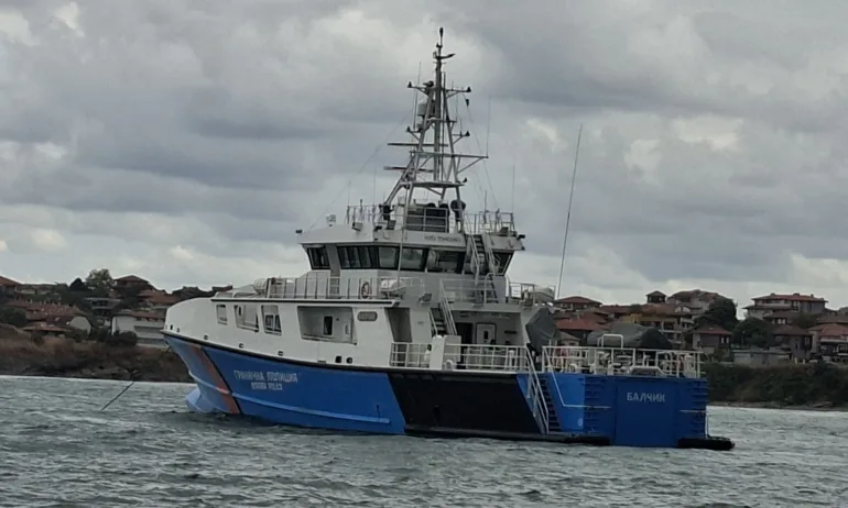 Главен боцман на гранично-полицейски кораб Балчик загина докато спасява хора край Елените - Tribune.bg