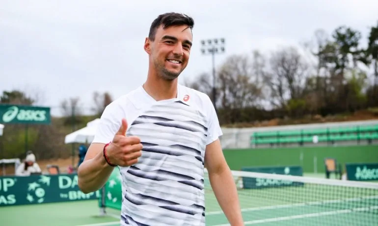 Кузманов е дал положителен и отрицателен тест за COVID-19 - Tribune.bg