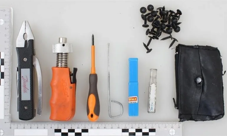 Столични криминалисти задържаха двама рецидивисти за кражба - Tribune.bg