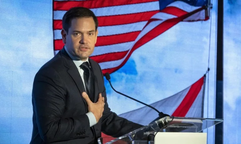 Американски сенатор поиска блокиране на сделката за AT&T Inc и БТВ - Tribune.bg