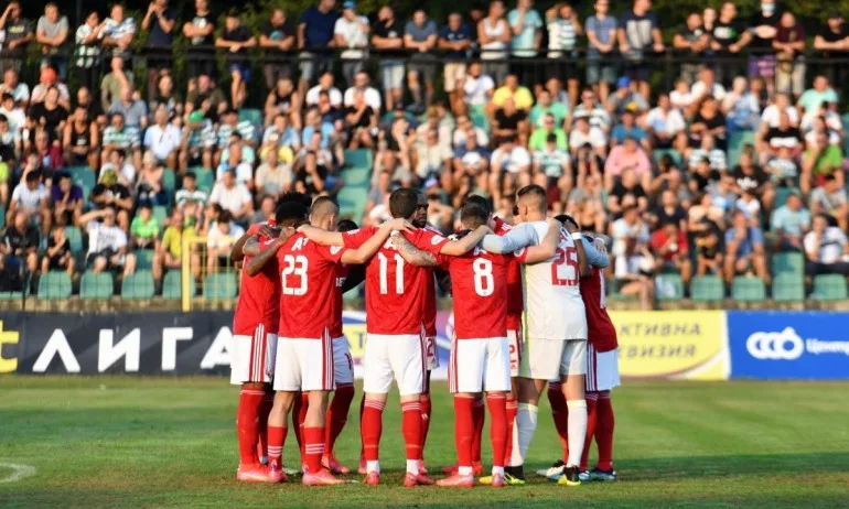 Джарета предлага футболисти от Англия на ЦСКА - Tribune.bg