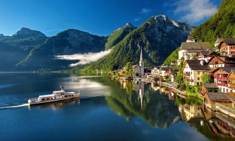 Кметът на австрийското селото, което вдъхнови Замръзналото кралство, моли туристите да не прииждат - Tribune.bg