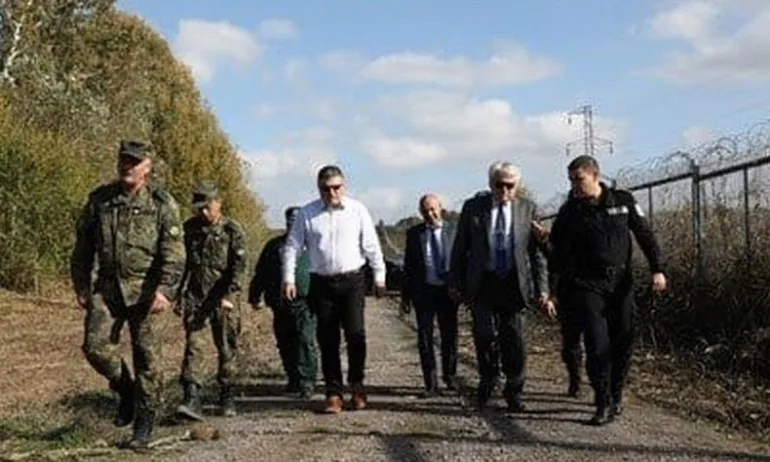 Христо Гаджев: Рашков казва, че няма мигрантски натиск, а пращат военни на границата - Tribune.bg