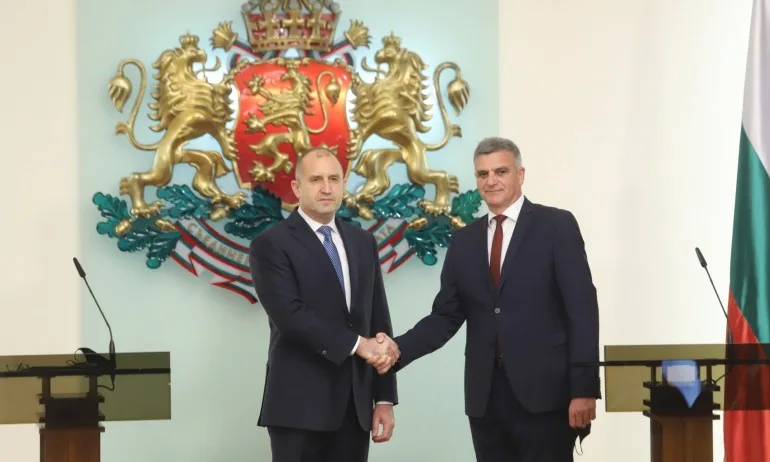 Без Петков и Василев: Кабинетът Янев 2 встъпи в длъжност - Tribune.bg