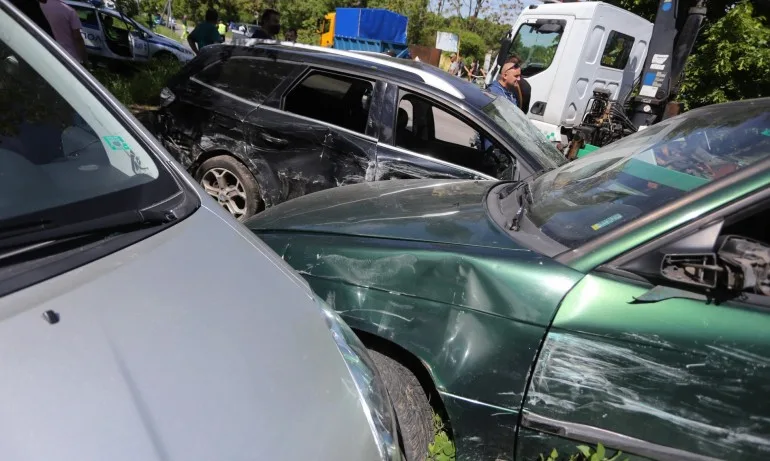 Шофьорът на автобуса от Орландовци в стрес, не може да обясни защо е натиснал газта вместо спирачка - Tribune.bg