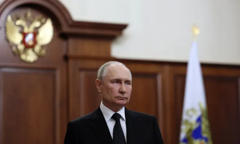 Руският президент Владимир Путин подписа закон, позволяващ 30-дневни арести за