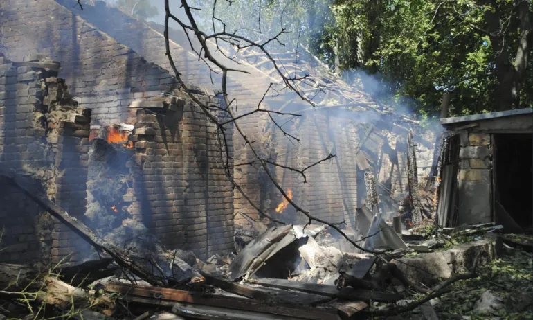 Силен взрив в Одеса след ракетна атака, обявена е въздушна тревога - Tribune.bg