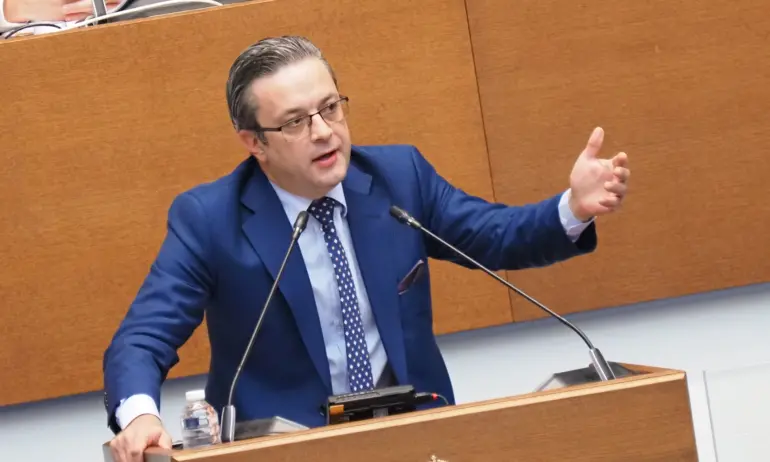 Тома Биков: В ГЕРБ никога не е обсъждана идея Бойко Борисов да бъде премиер при ротацията - Tribune.bg
