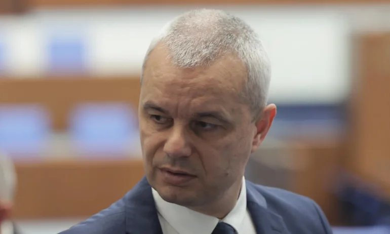 Костадинов: Вероятно не всички симпатизанти на ПП-ДБ са педофили, но всички педофили са симпатизанти на ПП-ДБ! - Tribune.bg