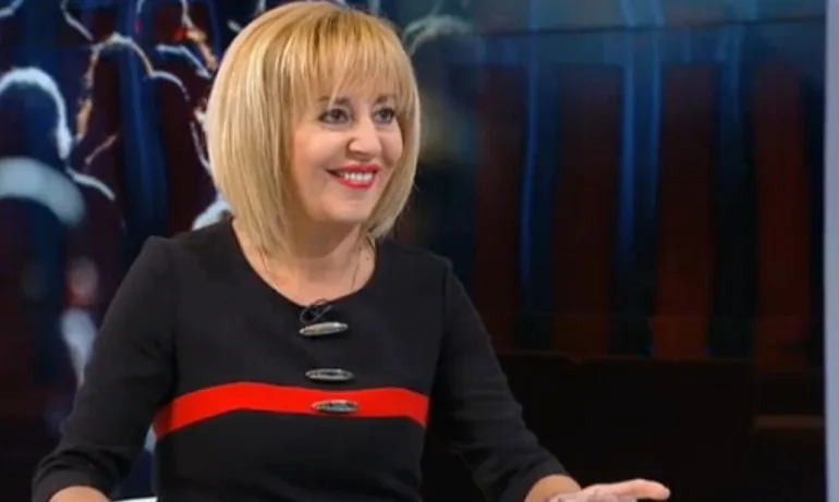 Мая Манолова иска циганите да използват вода, без да плащат - Tribune.bg