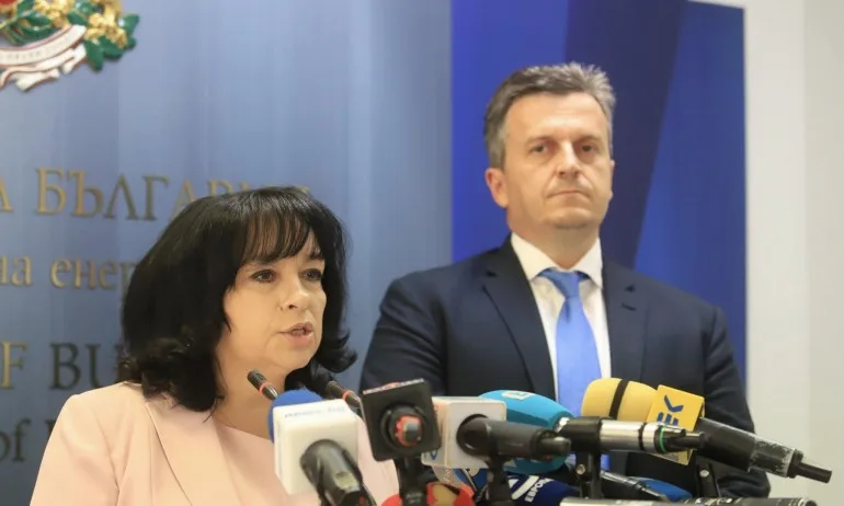 Петкова: Цената на природния газ за септември е формирана правилно - Tribune.bg