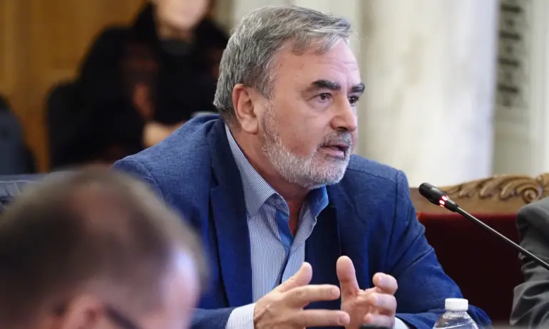 Доц. Кунчев алармира: Наблюдваме ръст на случаите на коклюш - Tribune.bg