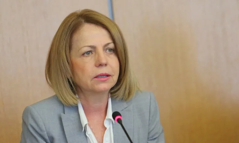 Фандъкова след поканата към Кантарджиев: Убедена съм, че ще допринесе повече хора да пожелаят да се ваксинират - Tribune.bg