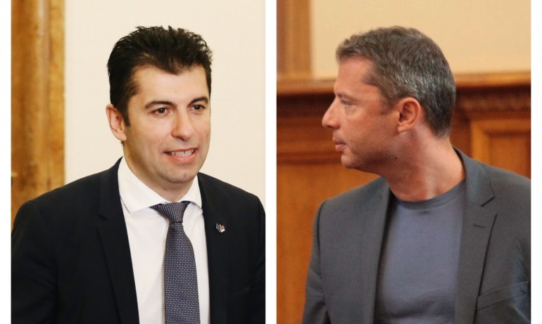 Добрев: Работят, за да фалират Булгаргаз; Петков: Всичко е под контрол - Tribune.bg