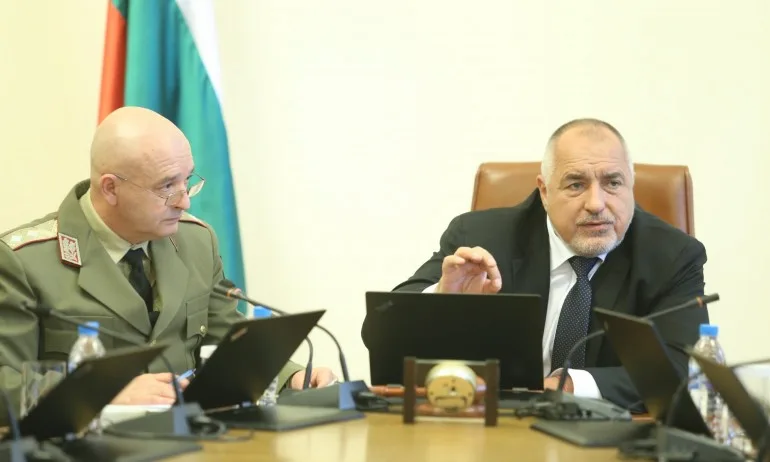 Заради коронавируса: Забраняват масовите прояви на закрито - Tribune.bg