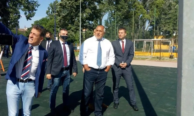 Борисов за Манолова: Тя за какво ли не се е кандидатирала - Tribune.bg