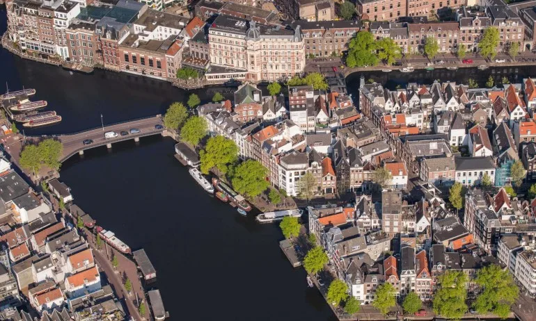 Българите в Нидерландия бесни на родните телевизии: направили сензации от неверни новини - Tribune.bg