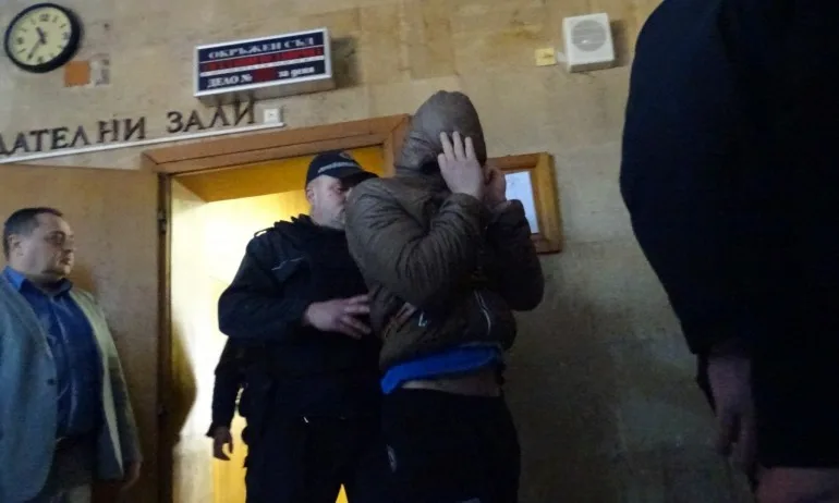 19 години затвор за Алекс от клана Гольовците за убийство в Кюстендил преди две години - Tribune.bg