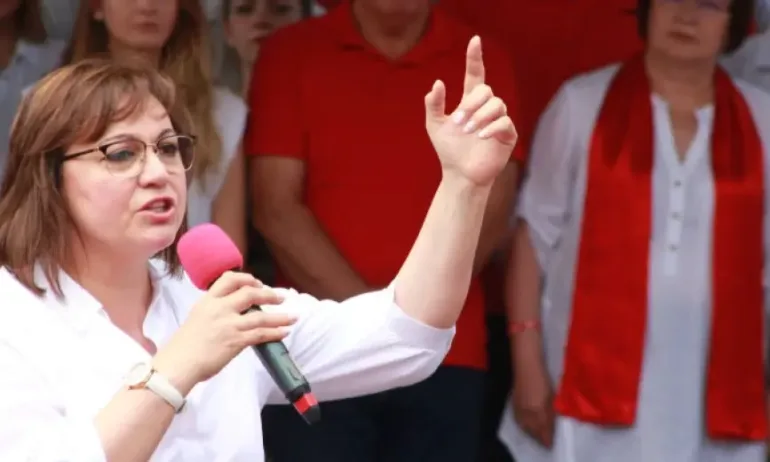 Червени стада се събраха на Бузлуджа, за да се окуражават в блатната среда на своя Джурасик парк - Tribune.bg