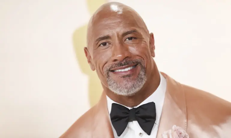 Скалата ще изиграе ММА звездата Марк Кер в The Smashing Machine - Tribune.bg