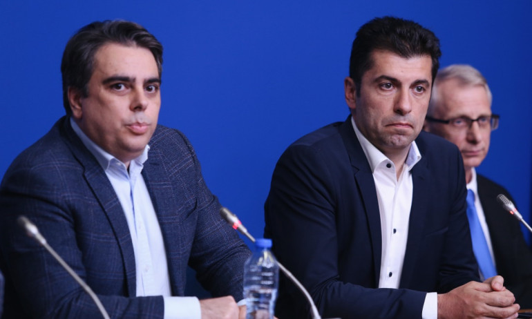 Активист от Торонто организира шествие в подкрепа на правителството на Петков - Tribune.bg