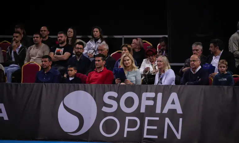 Посланикът на САЩ беше специален гост на финала на Sofia Open 2023 - Tribune.bg