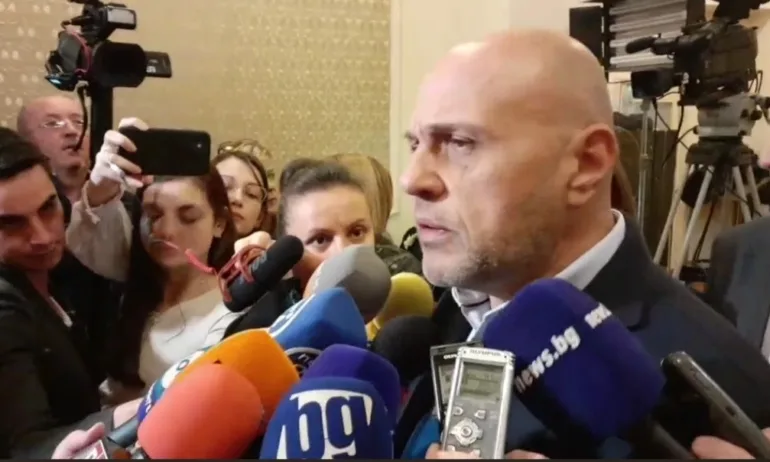 Дончев: Нов бюджет може да доведе до политическа безотговорност и купуване на гласове - Tribune.bg