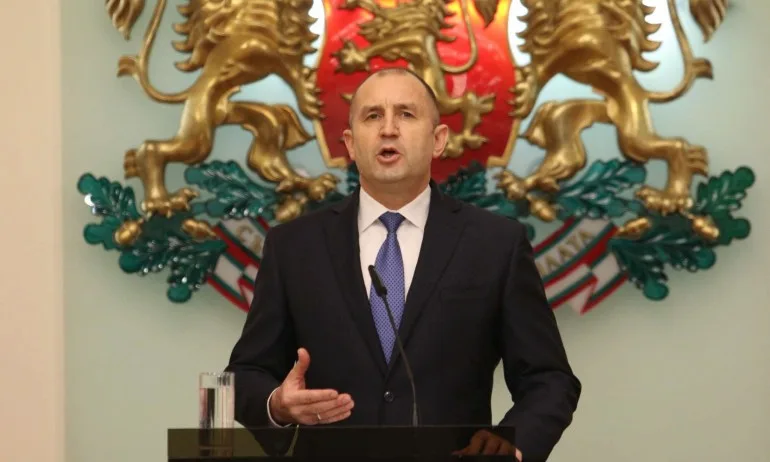 Радев се радикализира: Късно е за диалог, протест докато паднат - Tribune.bg