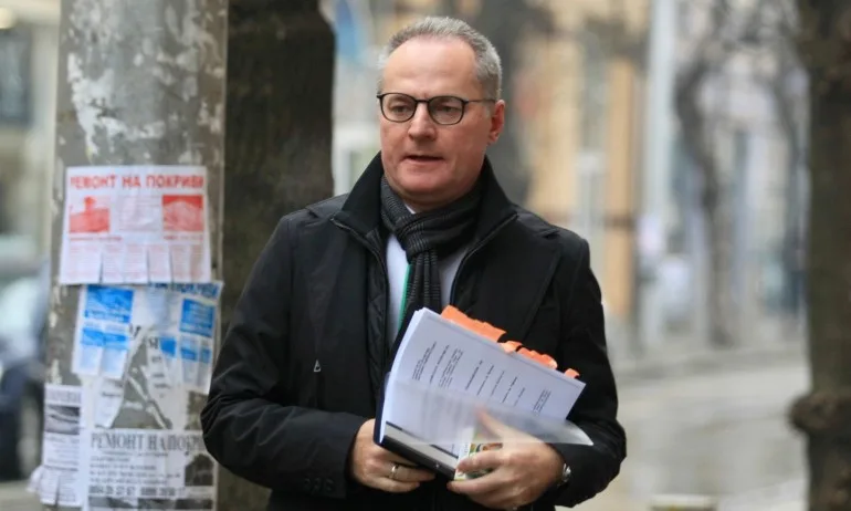 Съдът: Председателят на ВКС Лозан Панов е нарушил закона - Tribune.bg